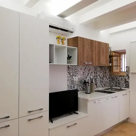 Dimora Resalibera Apartment
